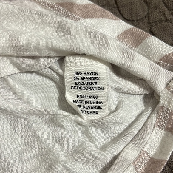 Women’s eyelet flutter-sleeve top - Picture 10 of 10